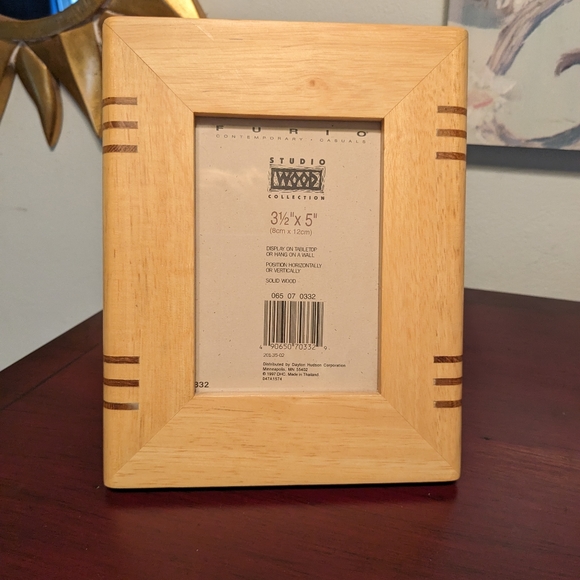 FURIO Modern Studio Solid Wood Collection Frame Light W/ Dark Inlay 1997 Furio - Picture 7 of 8